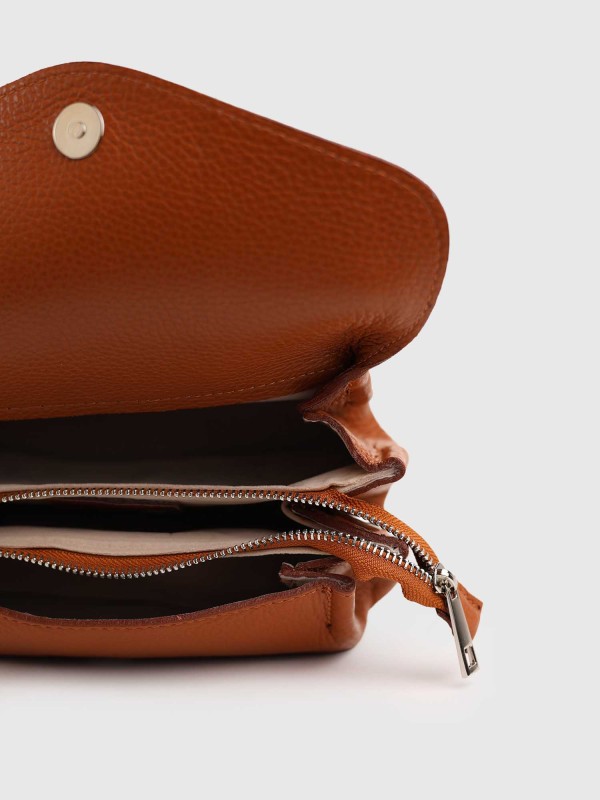 Сумка кросбоді з натуральної шкіри 