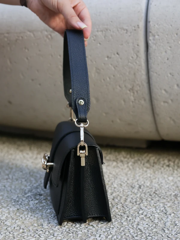 Сумка класична з натуральної шкіри 