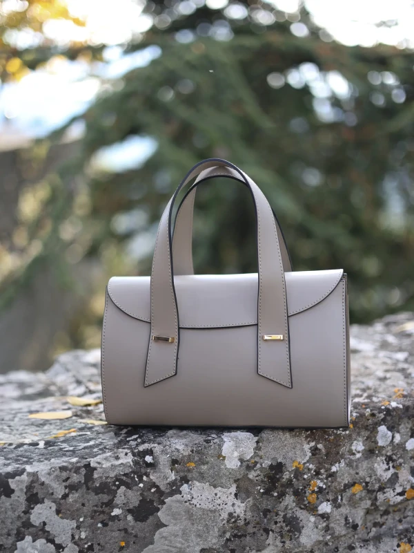 Сумка класична з натуральної шкіри 