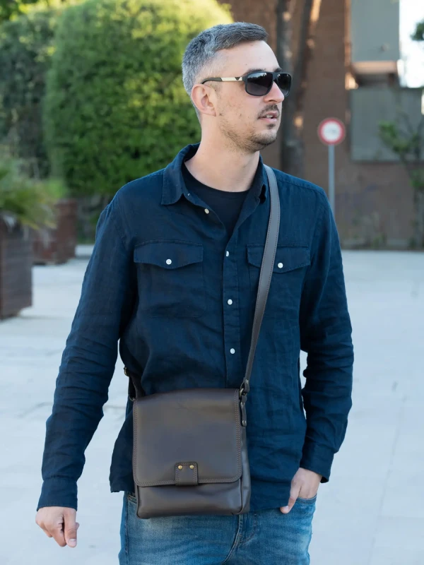 Сумка кросбоді з натуральної шкіри 